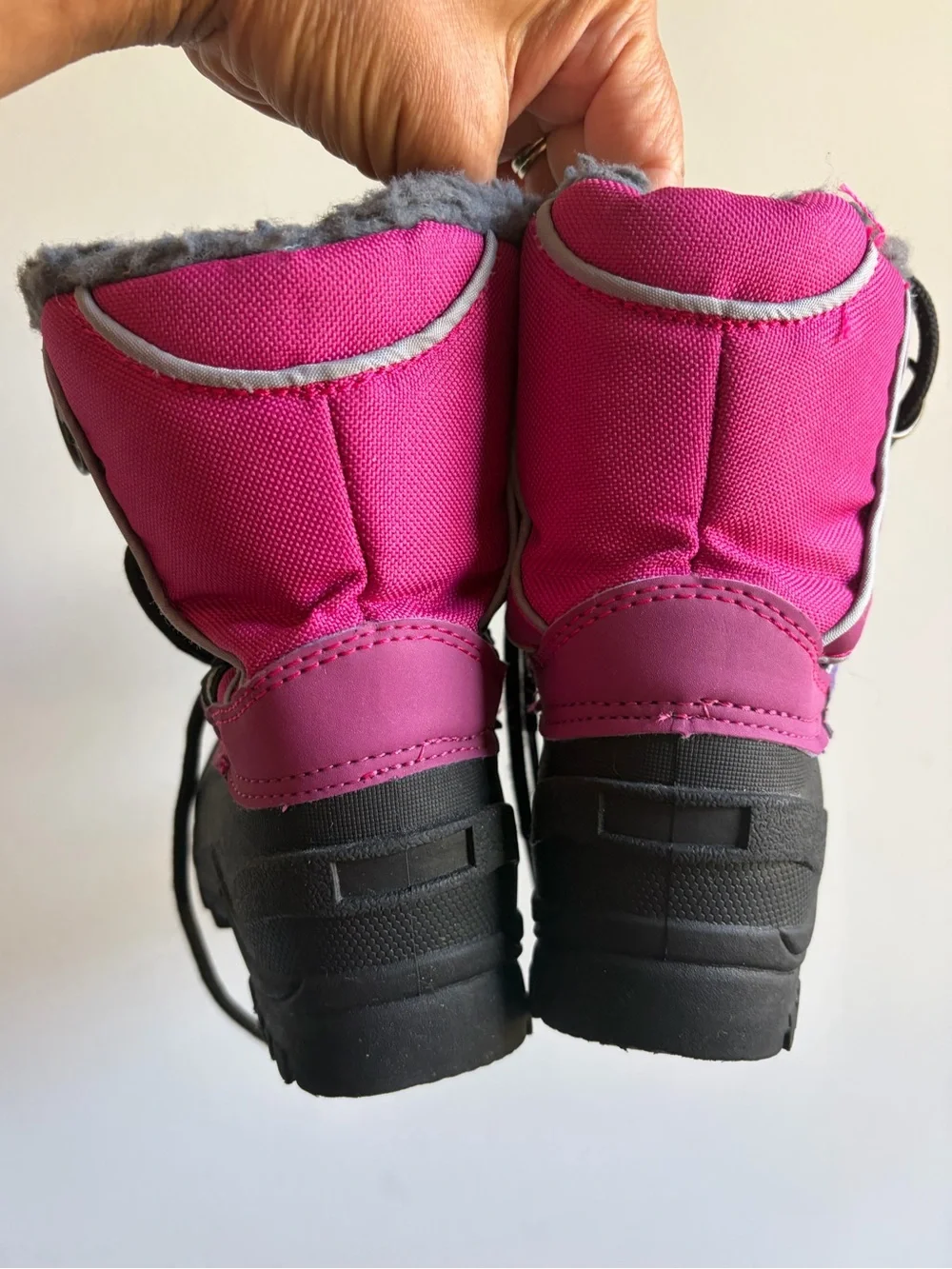 Itasca Snow Boots with Faux Fur Lining